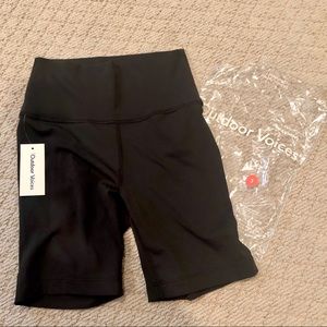 NWT Outdoor Voices LightForm Biker Shorts
